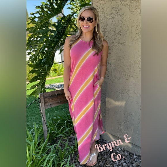 NWT 🌞🌷Spring to Summer vacation dress 👗 - Picture 1 of 3